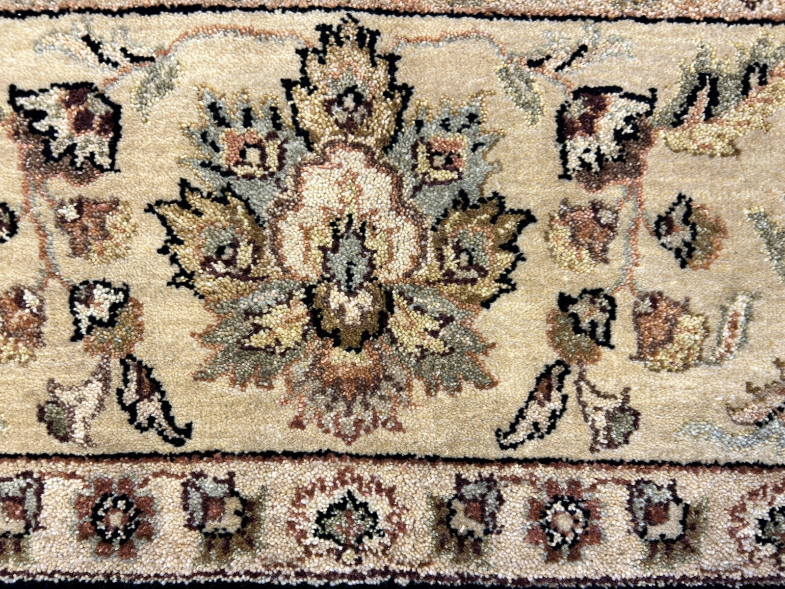 8'10"x12'7" Hand-Knotted 100% Lamb Wool IndoAgra Carpet - Area Rug