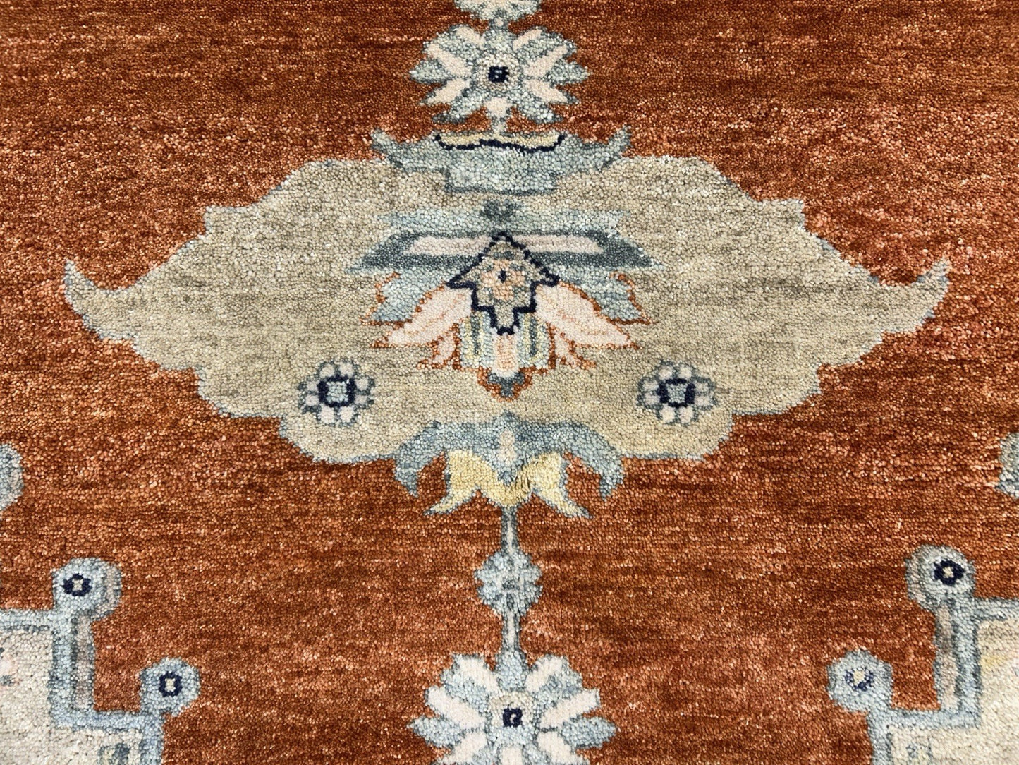 7’10”x9’11” Hand-Knotted 100% Wool Pile Indoserapi Area Rug - Carpet