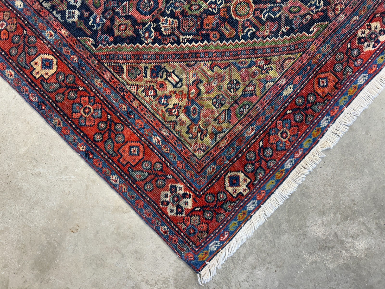 4'4"x6'6" Antique Hand-Knotted 100% Wool Pile Sennehe Area Rug - Carpet