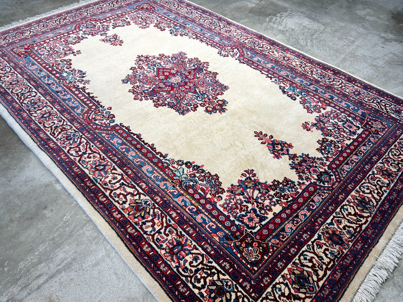 6'3"x9'5" Hand-Knotted 100% Wool Pile Sarouke Carpet - Area Rug