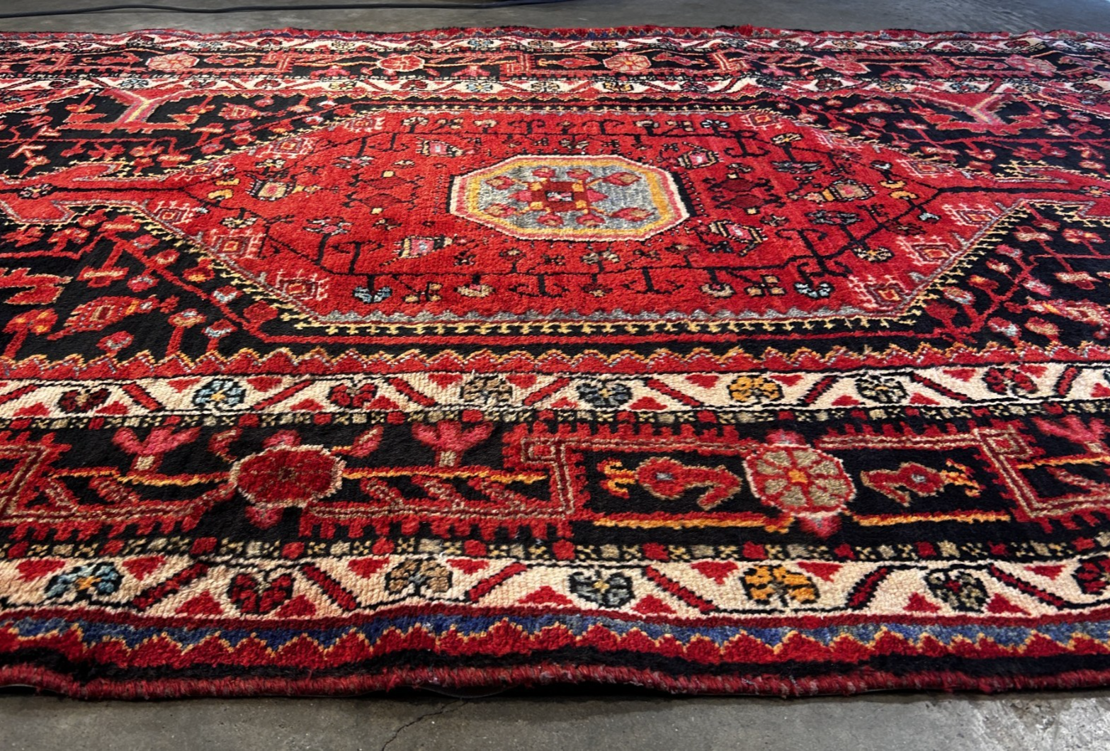 4'10" x 10'0" Hand-Knotted 100% Wool Pile Nahavande Area Rug - Carpet