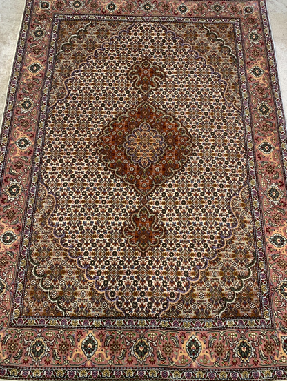 3'5"x4'10" Hand-Knotted Wool & Silk Tabrize Mahi Rug