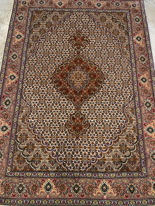3'5"x4'10" Hand-Knotted Wool & Silk Tabrize Mahi Rug