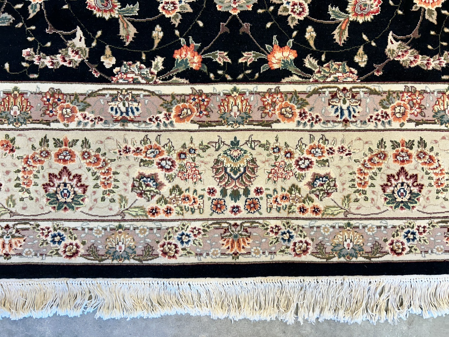 8'9"x11'6" Hand-Knotted Wool & Silk Blend Oriental Rug