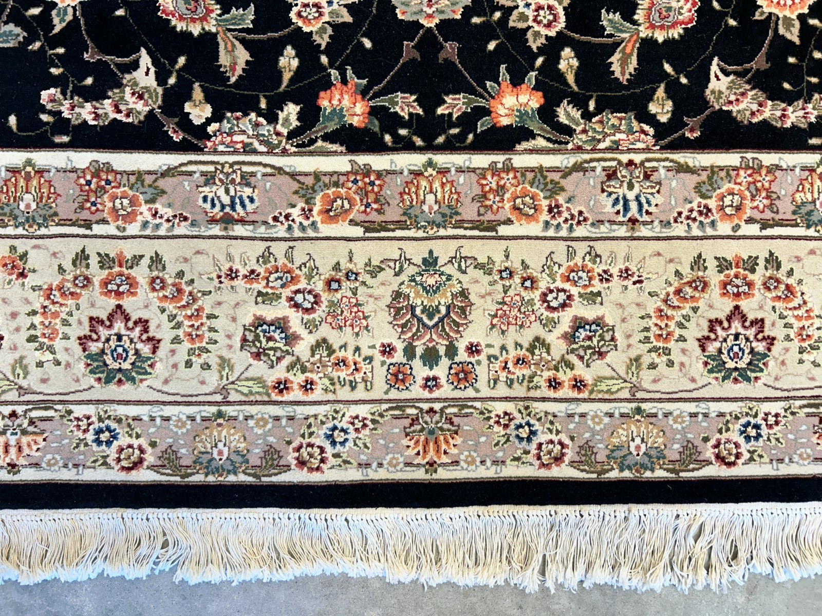 8'9"x11'6" Hand-Knotted Wool & Silk Blend Oriental Rug