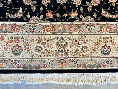 8'9"x11'6" Hand-Knotted Wool & Silk Blend Oriental Rug