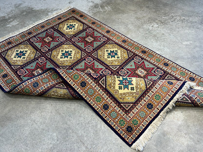 3'5"x5'4" Hand-Knotted 100% Wool Pile Tabrize Rug