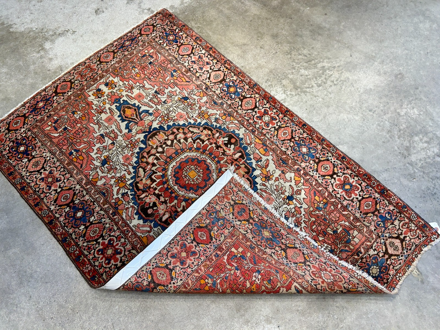 3'3"x5' Antique Hand-Knotted 100% Wool Pile Sarouke Farahan Rug