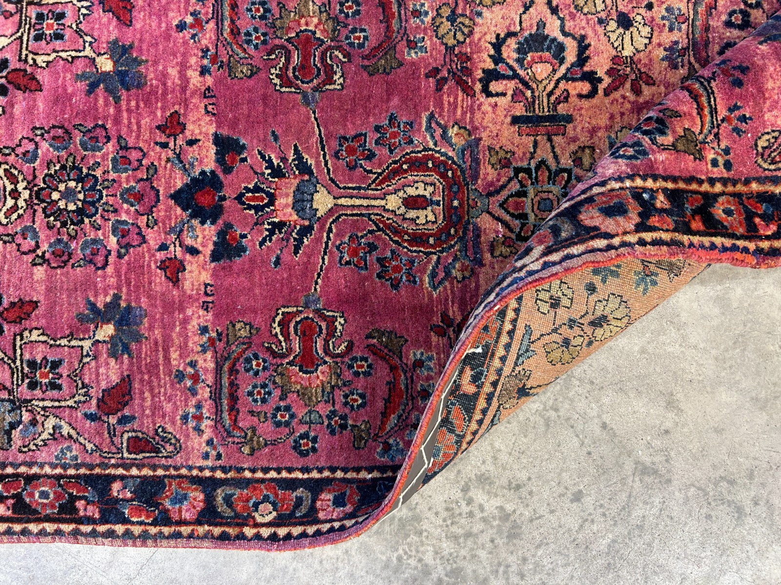 2'7"x4'10" Antique Hand-Knotted 100% Wool Pile Sarouke Area Rug - Carpet