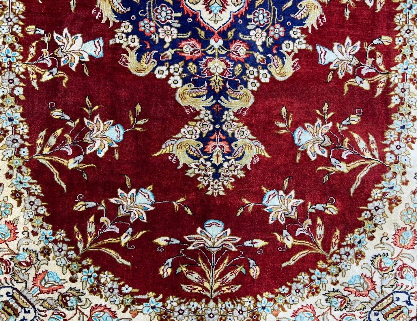 3'3"x5' Exquisite Fine Hand-Knotted 100% Silk Qume Area Rug