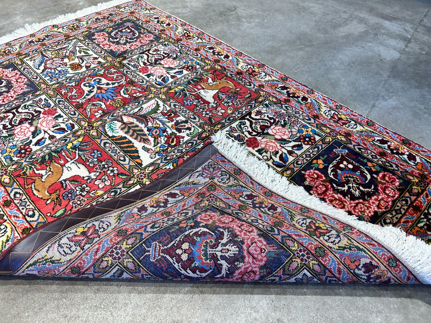 3'5"x5'2" Hand-Knotted 100% Lamb Wool Bakhtiarie Carpet - Area Rug