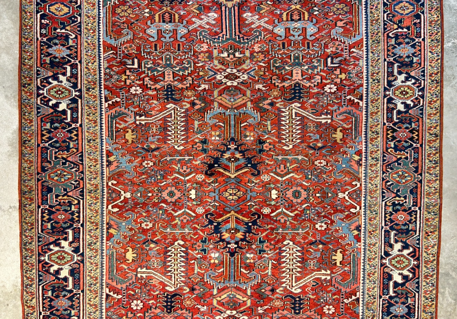 Collector Item - 9'1"x12'2" Antique Fine Wool Herize Hand-Knotted Rug