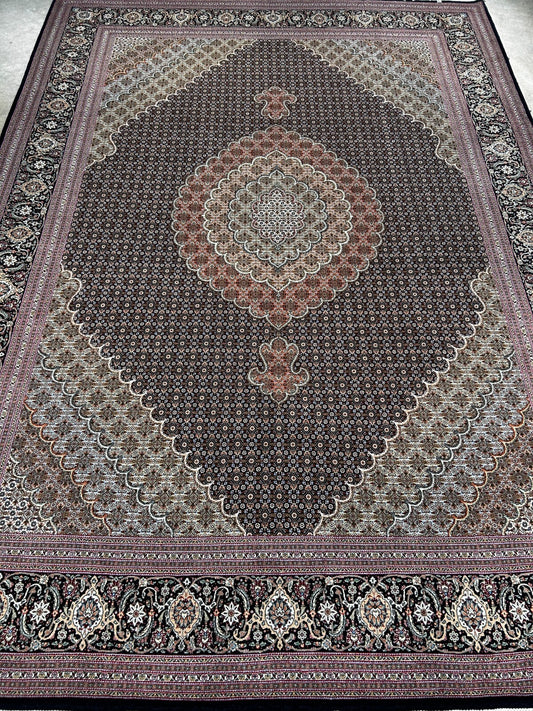 8'2"x11'5" Fine Hand-Knotted Wool & Silk Oriental Rug - Area Carpet