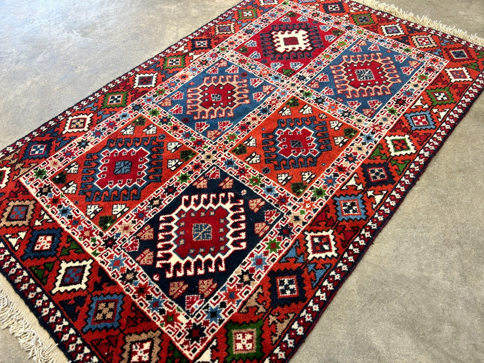 2'7"x4'2" Hand-Knotted 100% Wool Pile Yalamehe Rug