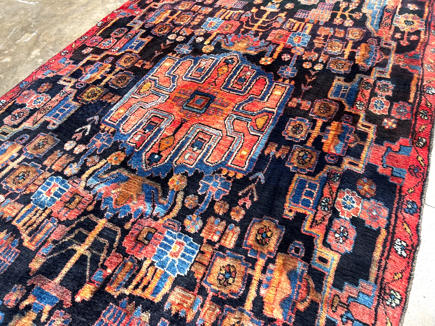 4'8" x 10'0" Hand-Knotted 100% Wool Pile Nahavande Area Rug - Carpet