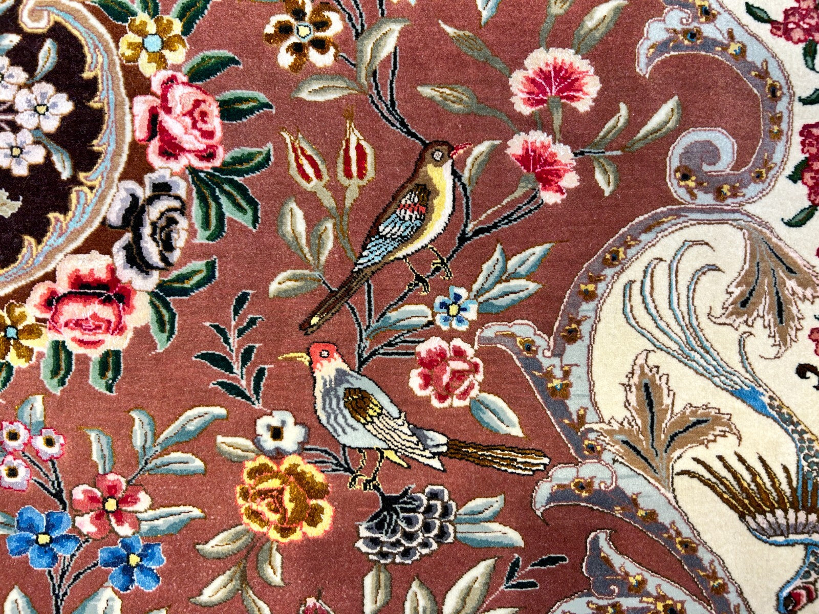 6'9"x9'10" Extra-Fine Hand-Knotted Wool & Silk Blend Tabrize Carpet - Area Rug