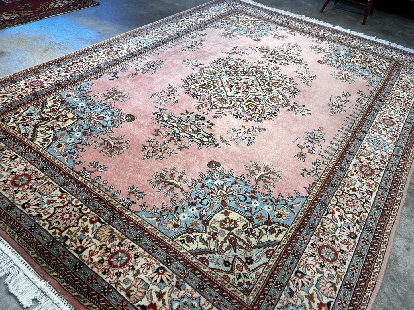 8'4" x 11'10'' Hand-Knotted 100% Wool Pile Romany Area Rug