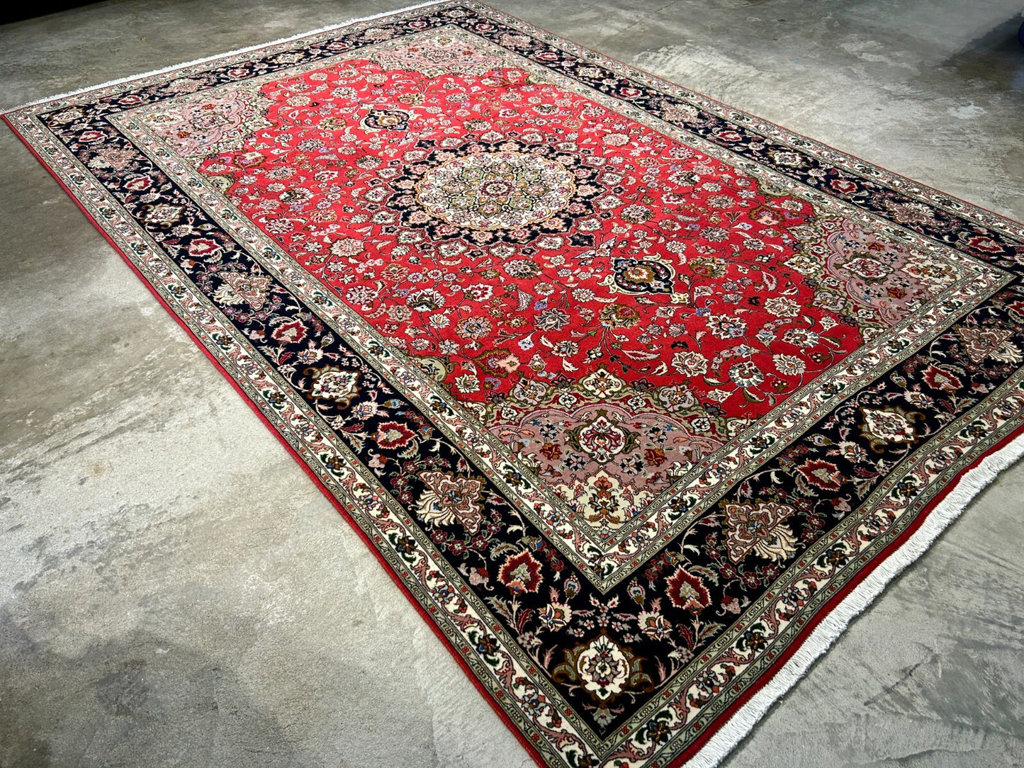 6'7"x9'10" Fine Hand-Knotted Wool & Silk Blend Tabrize Carpet - Area Rug