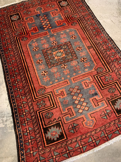 4'2" x 6'5" Antique Hand-Knotted 100% Wool Pile Hamadane Area Rug