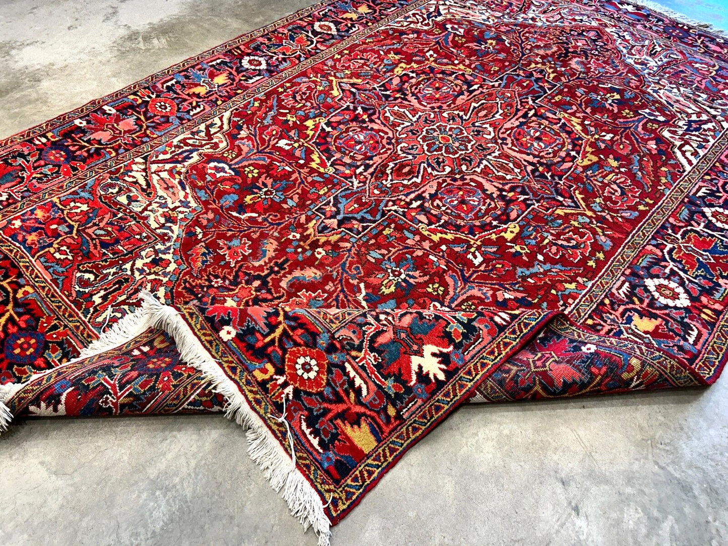 7'9"x11'4" Hand-Knotted 100% Wool Pile Herize Rug