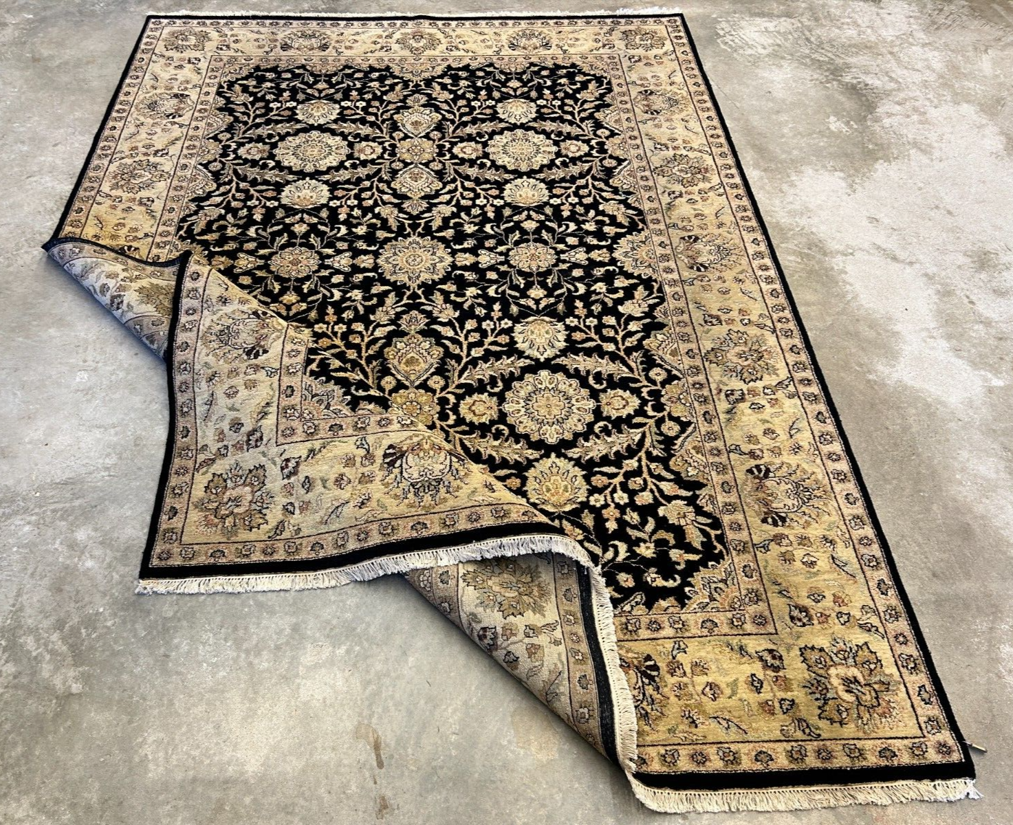 8'10"x12'7" Hand-Knotted 100% Lamb Wool IndoAgra Carpet - Area Rug