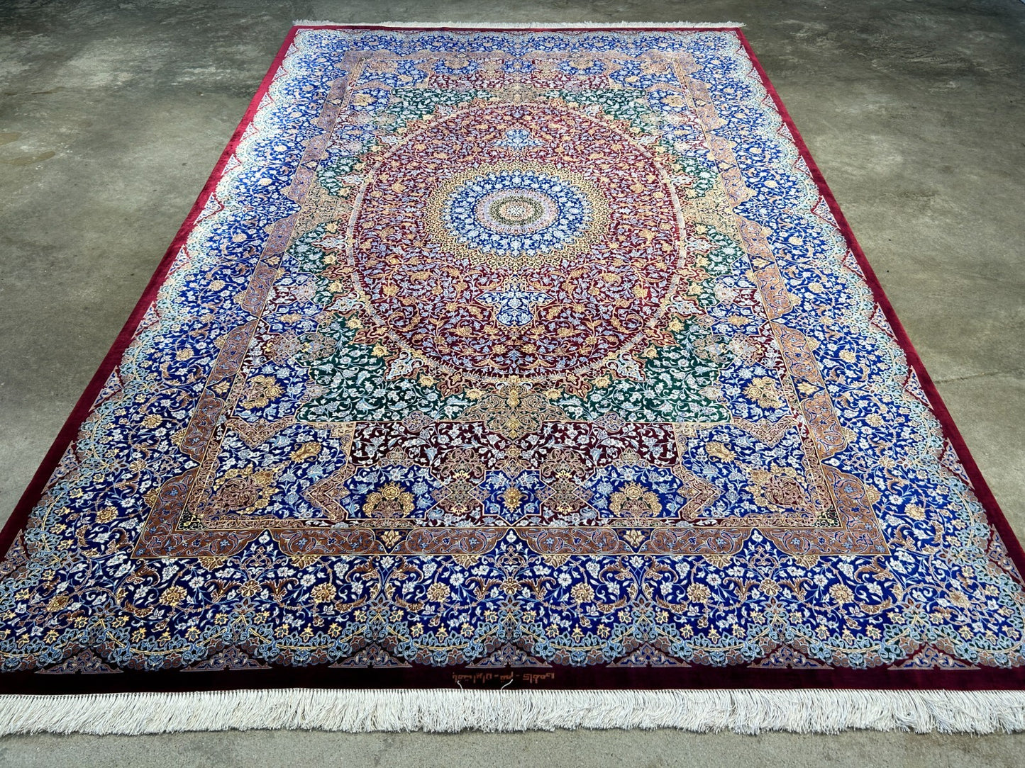 6'6"x10' Exquisite Extra-Fine Hand-Knotted 100% Silk Qume Carpet - Area Rug