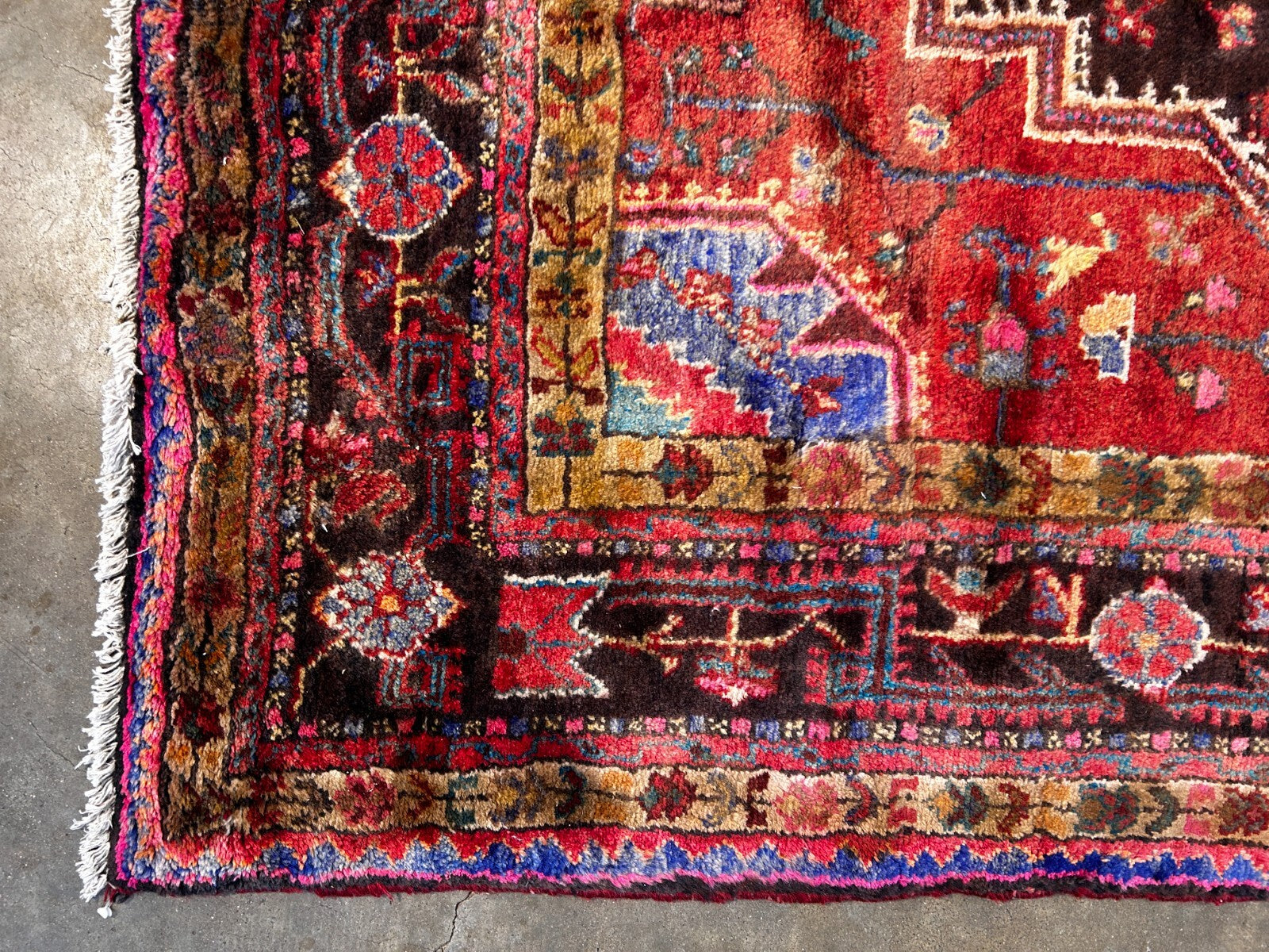 4'10" x 9'7" Hand-Knotted 100% Wool Carpet - Nahavande Area Rug