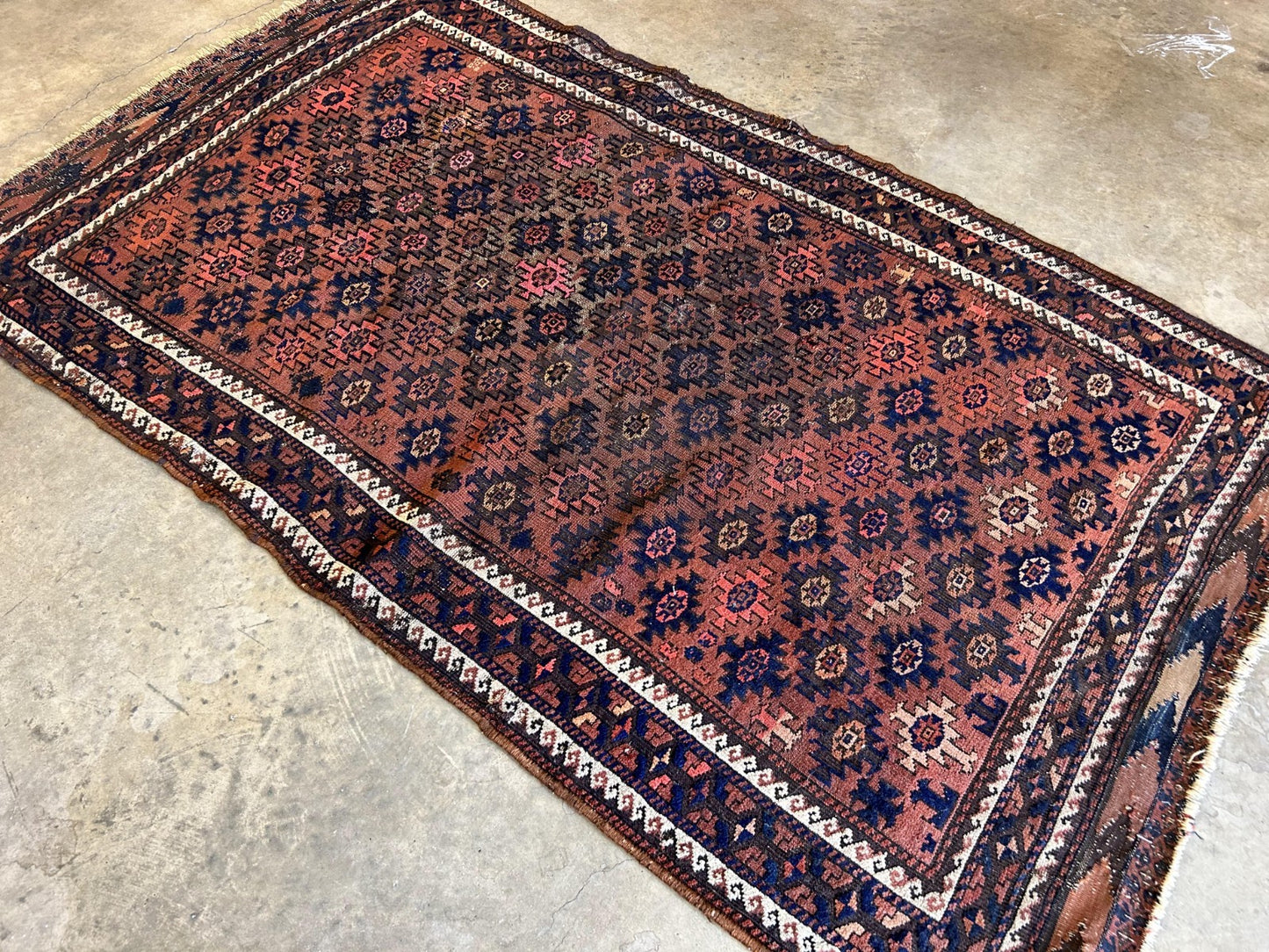3'5"x5'9" Antique Hand-Knotted 100% Wool Senneh Area Rug - Carpet