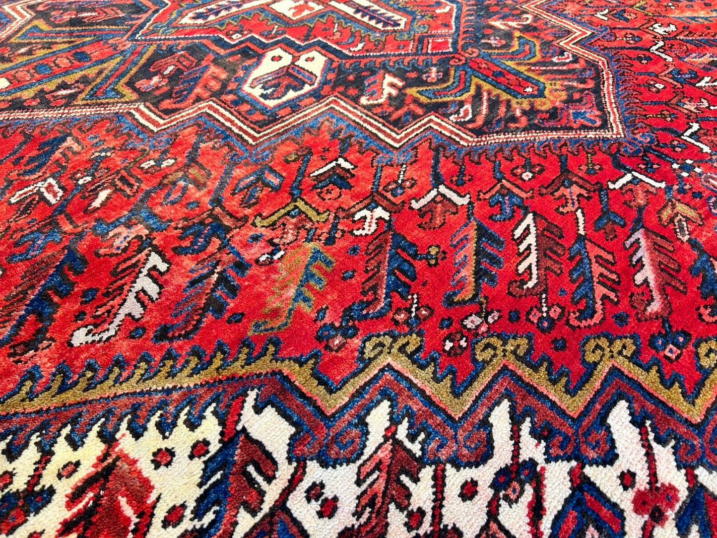 7'9"x11'2" Hand-Knotted 100% Wool Pile Herize Rug