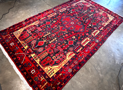 5'4" x 9'7" Hand-Knotted 100% Wool Pile Nahavande Area Rug