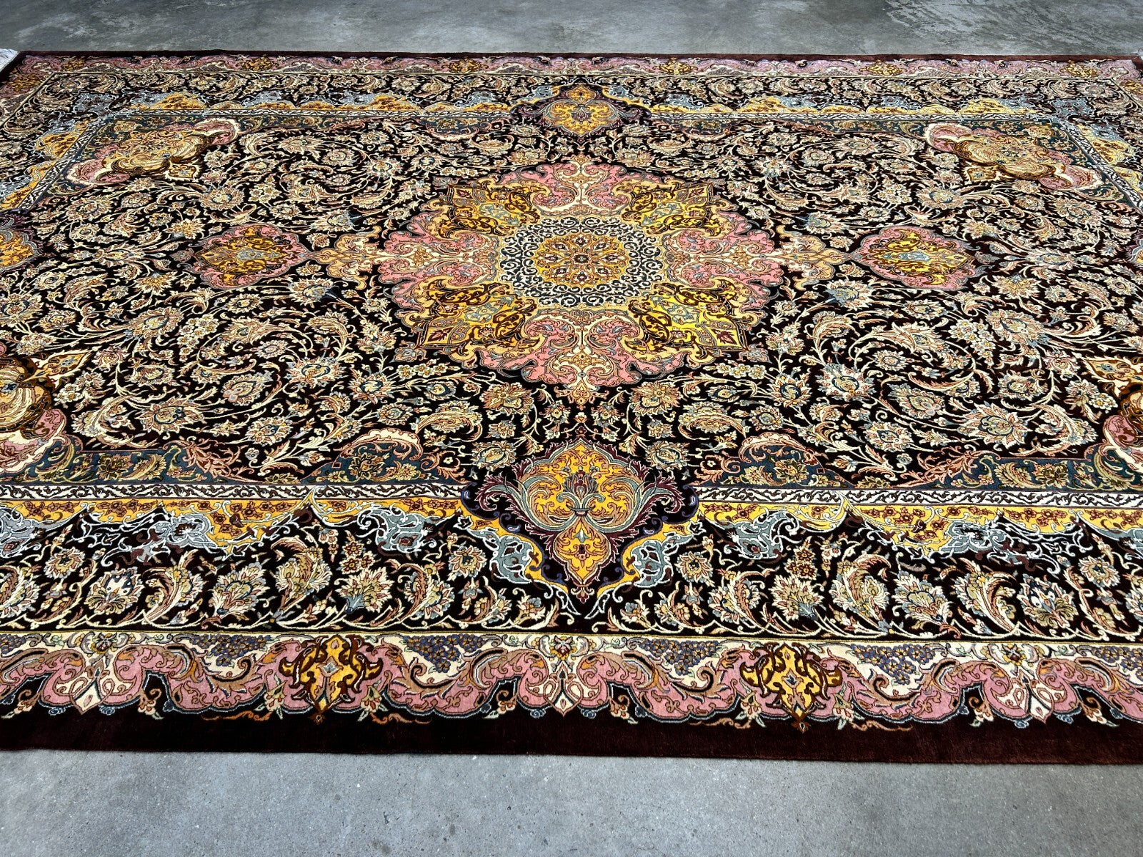 6'9"x10'2" Exquisite Hand-Knotted 100% Silk Qume Rug