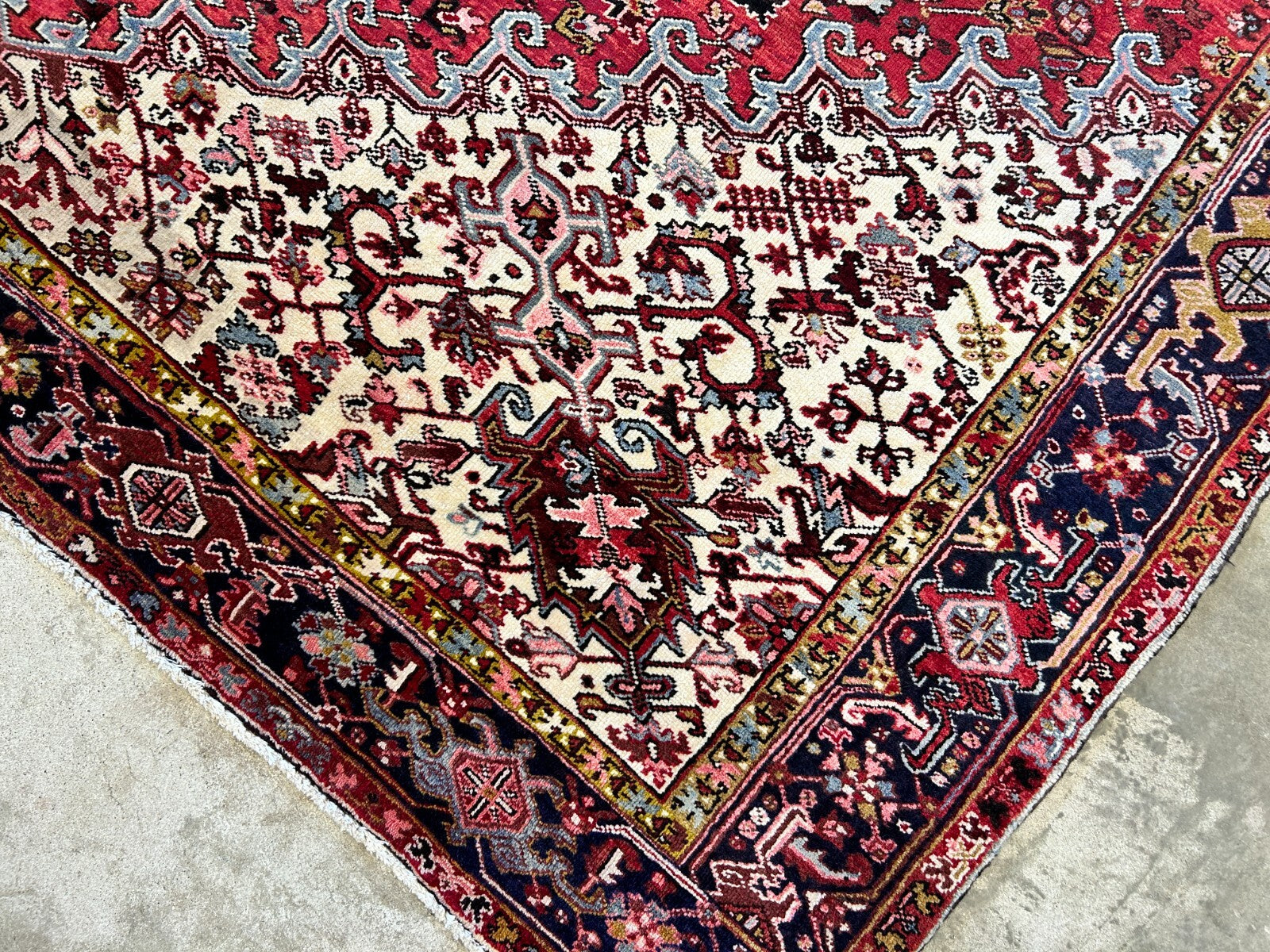 10'x12'4" Hand-Knotted 100% Lamb Wool Herize Carpet - Area Rug