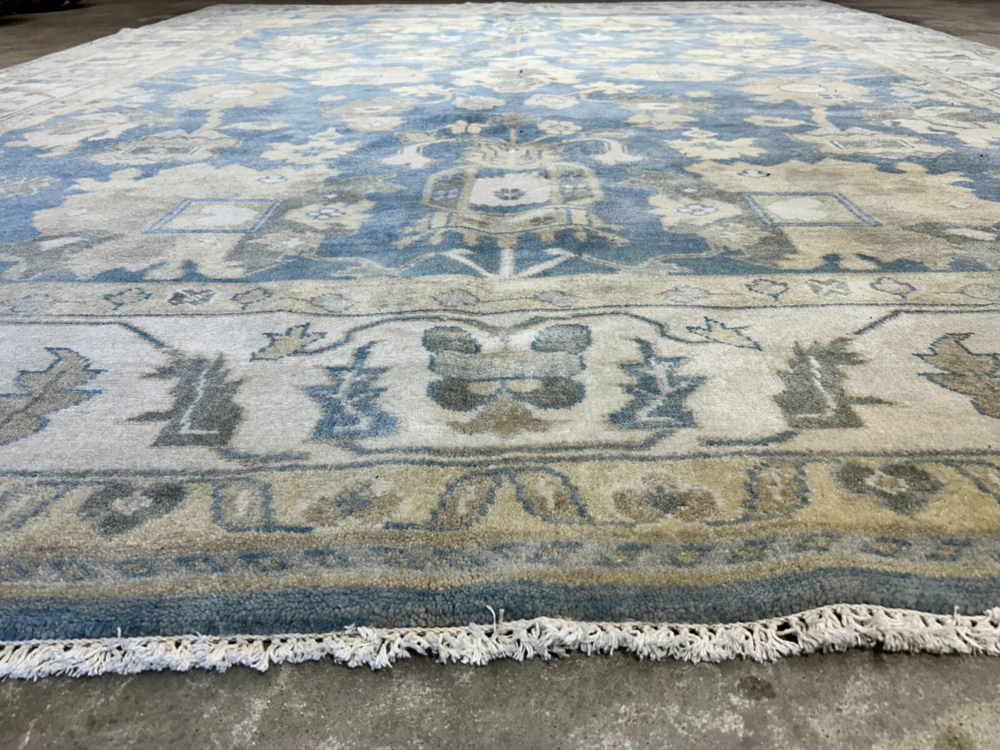 9'1"x12'2" Hand-Knotted 100% Wool Pile Oushak Rug