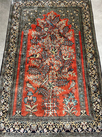 3'3"x5'7" Exquisite Fine Hand-Knotted 100% Silk Tree of Life Area Rug
