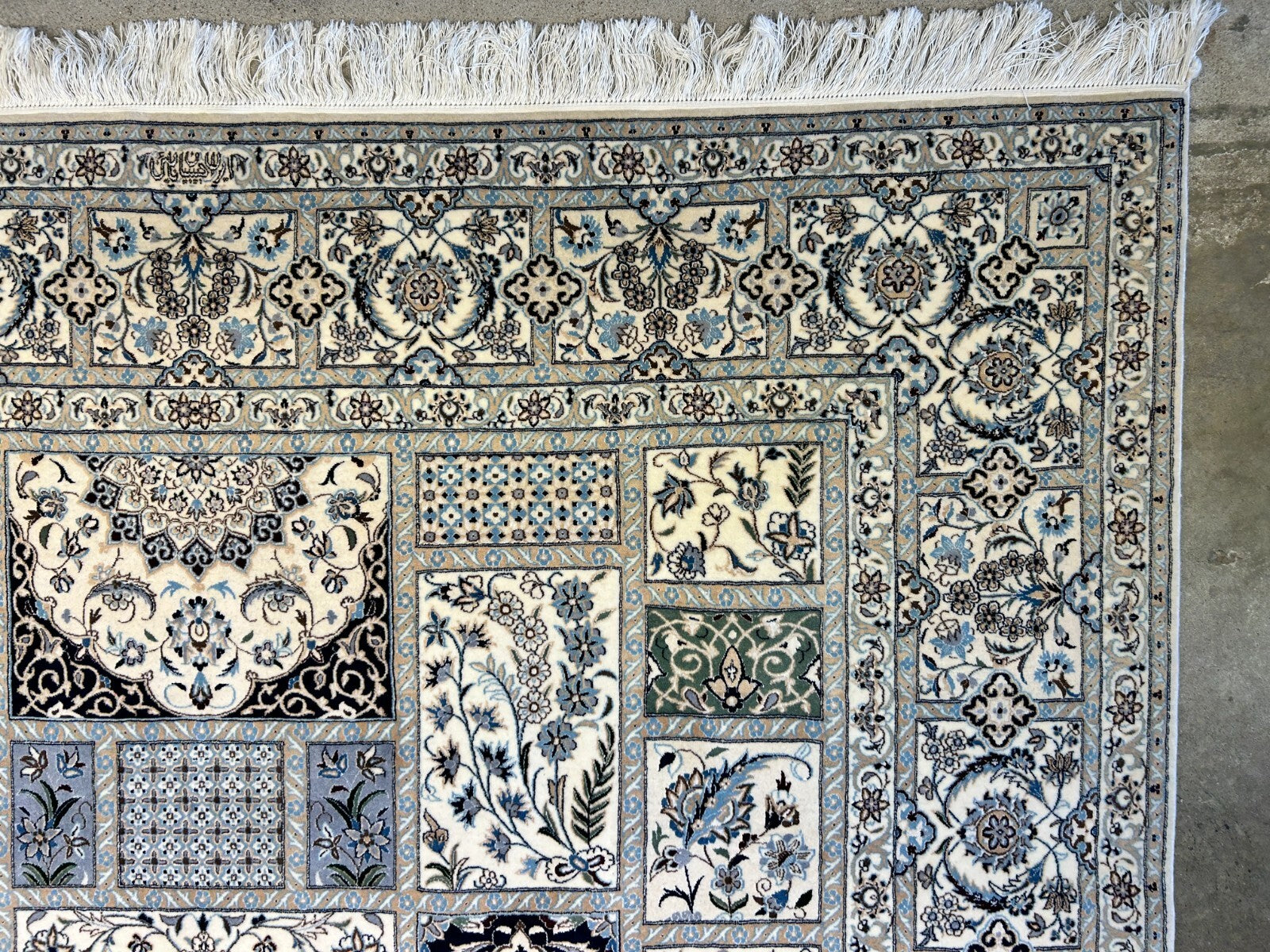 6'9"x10'2" Extra Fine Hand-Knotted Wool & Silk Habibian Naine Rug - Area Carpet