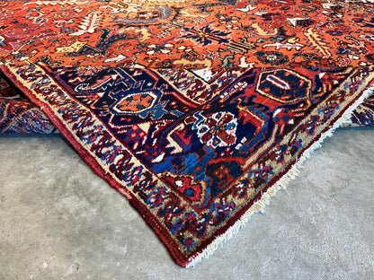 Collector Item - 8'6"x11'4" Antique Fine Wool Herize Hand-Knotted Rug