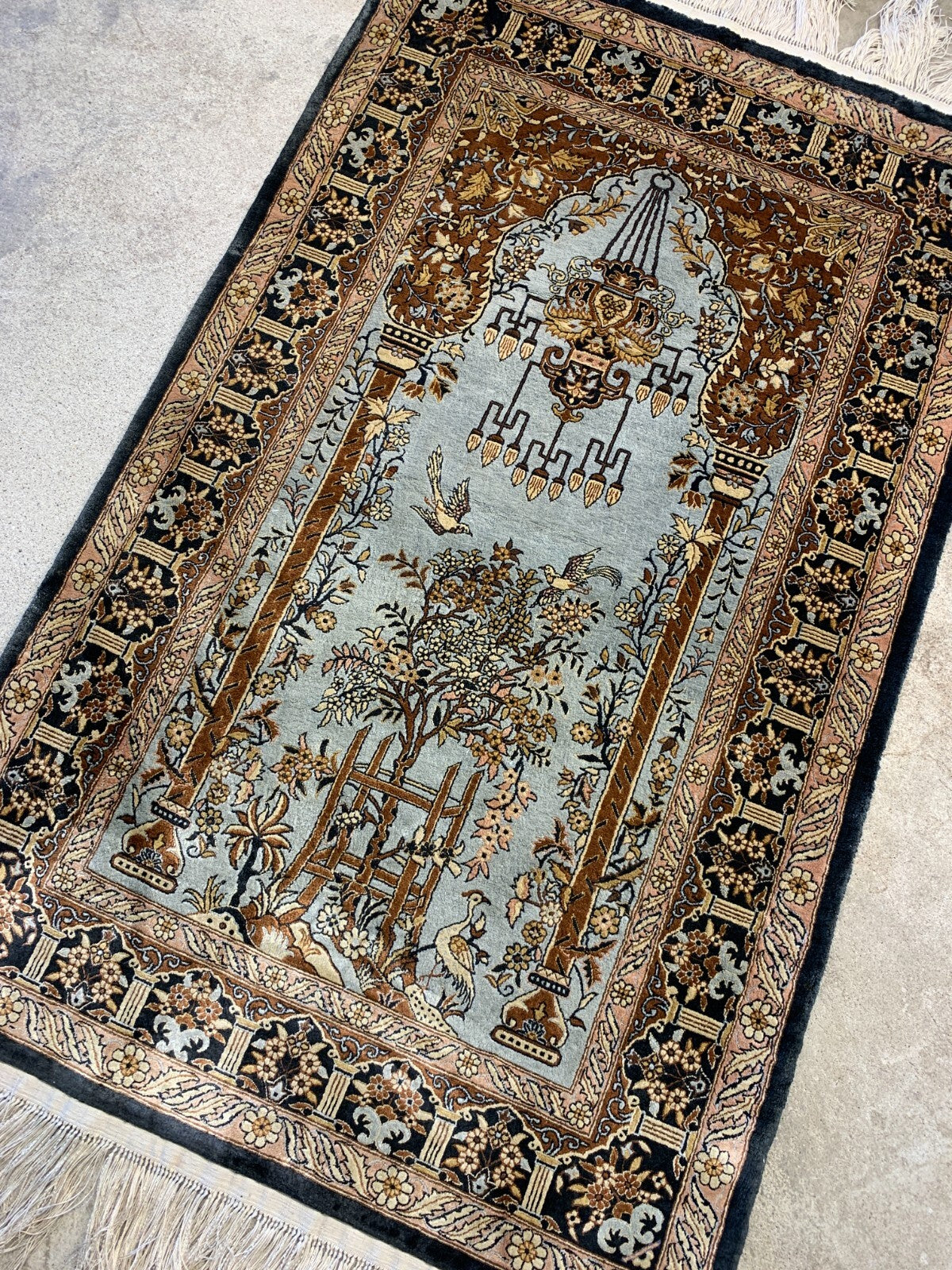 2'7"x4'1" Hand-Knotted 100% Silk Prayer Rug - Area Rug