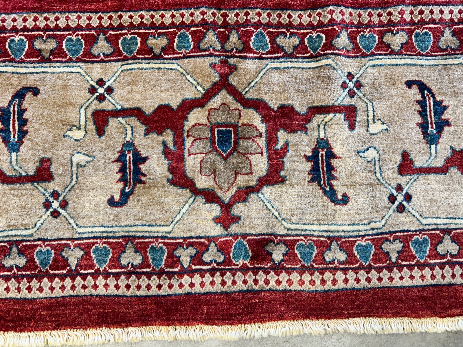 8'10"x11'8" Hand-Knotted 100% Wool Pile Tabrize Rug