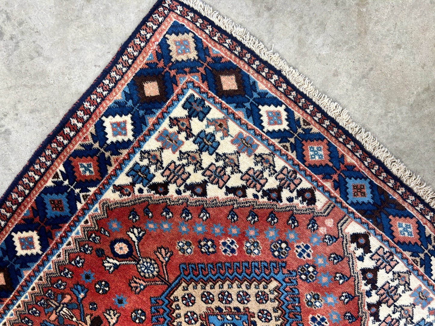 3'2"x5' Hand-Knotted 100% Wool Pile Yalamehe Rug