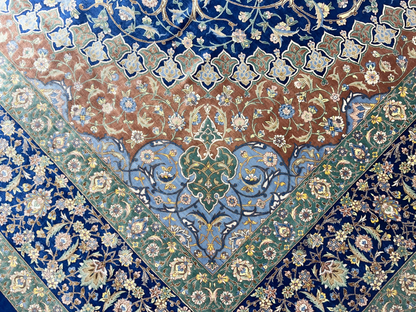 10'1"x13'1" Exquisite Signed Hand-Knotted 100% Silk Qume Rug