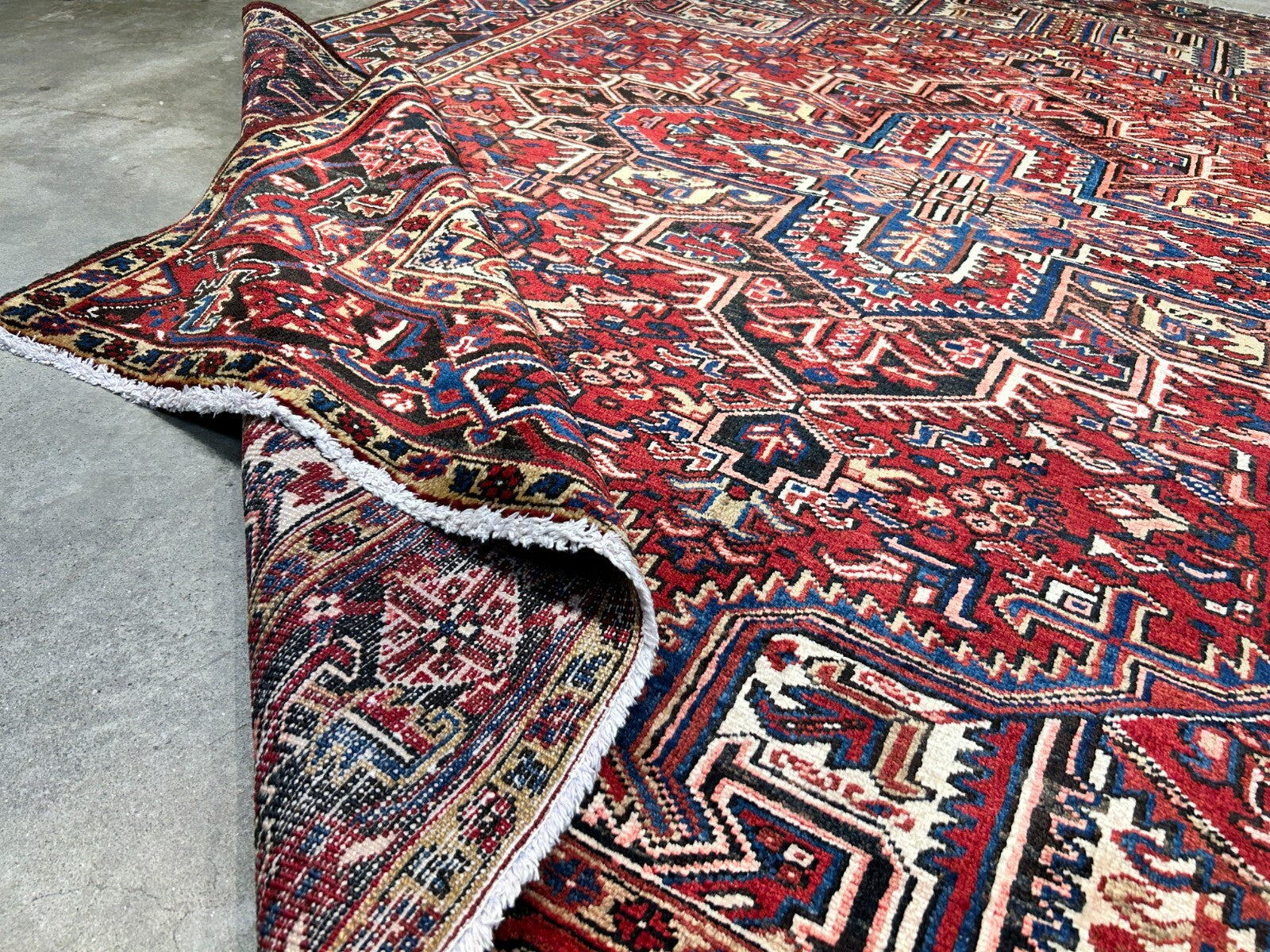 7'9"x9'1" Hand-Knotted 100% Wool Herize Carpet - Area Rug - Square Shaped