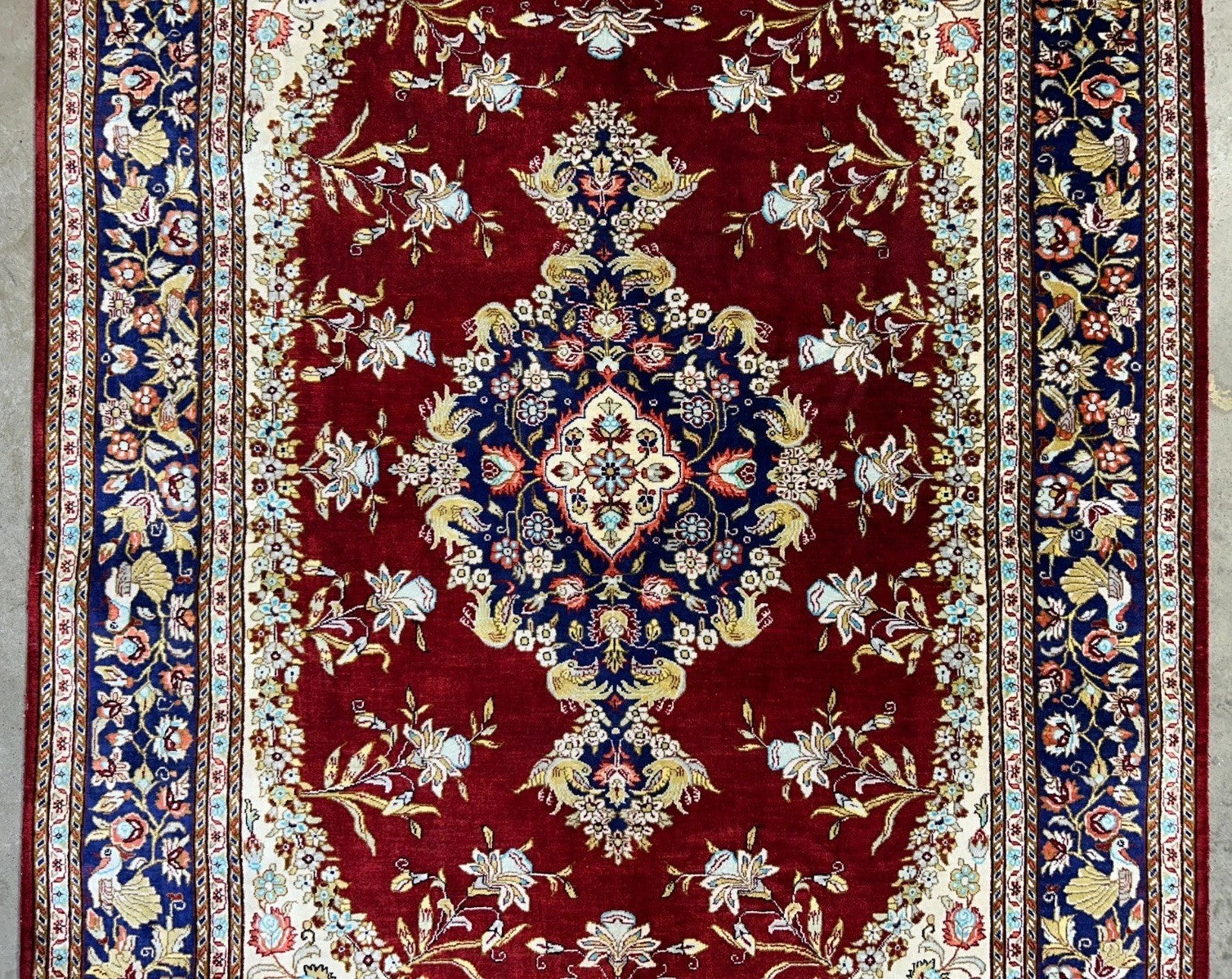 3'3"x5' Exquisite Fine Hand-Knotted 100% Silk Qume Area Rug