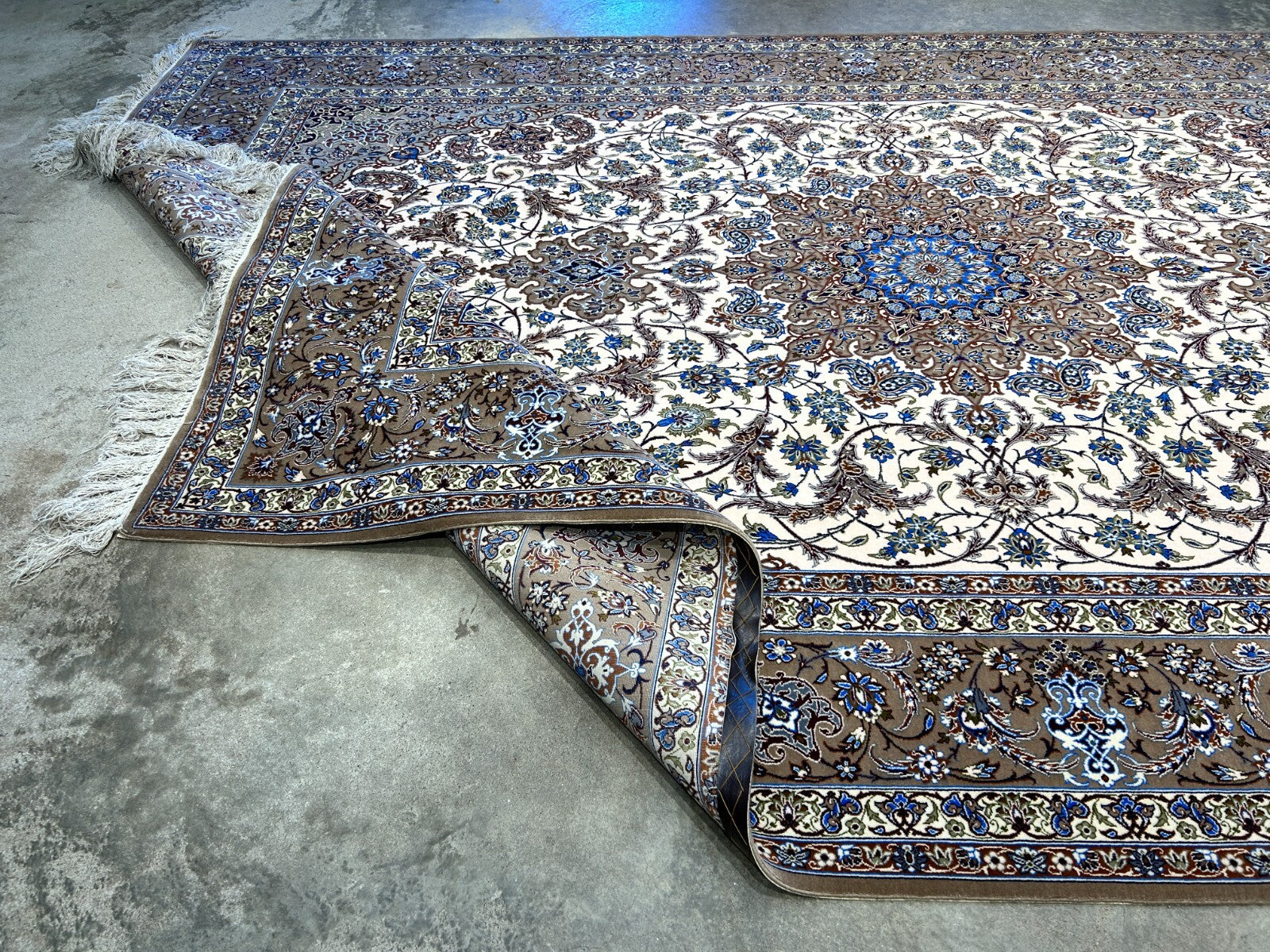 6'9"x10'6" Very Fine Hand-Knotted Wool & Silk Isfahane Rug - Area Carpet