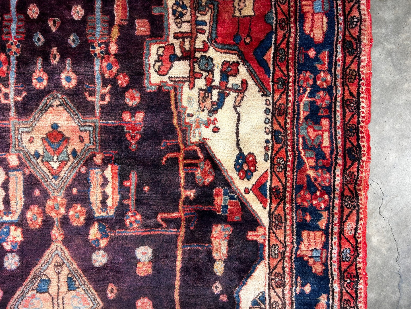 5'7" x 10'9" Hand-Knotted 100% Wool Pile Nahavande Area Rug - Carpet