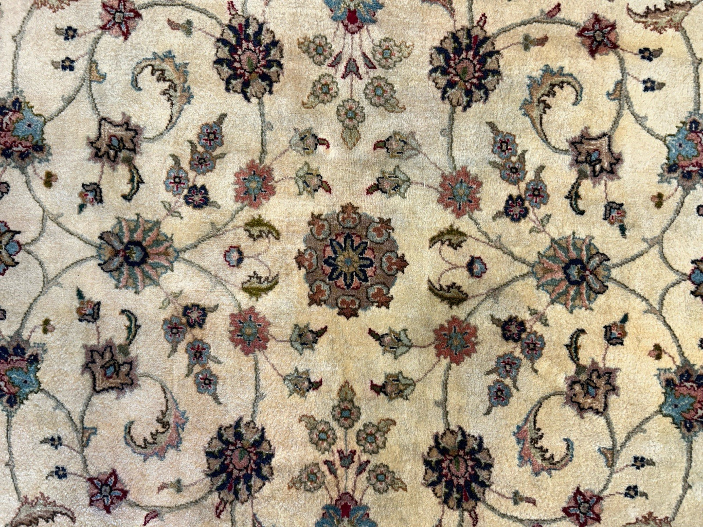 7’x9’11” Vintage Hand-Knotted 100% Wool Pile Tabrize Area Rug - Carpet