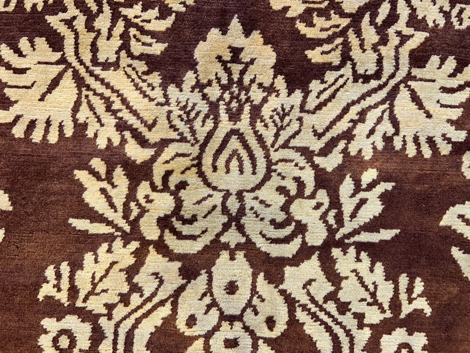 7'11"x9'11" Hand-Knotted 100% Wool Pile Tibetian Area Rug - Carpet