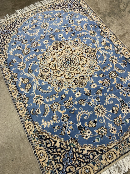 3'0"x4'6" Fine Hand-Knotted Wool & Silk Blend Naine Carpet - Area Rug