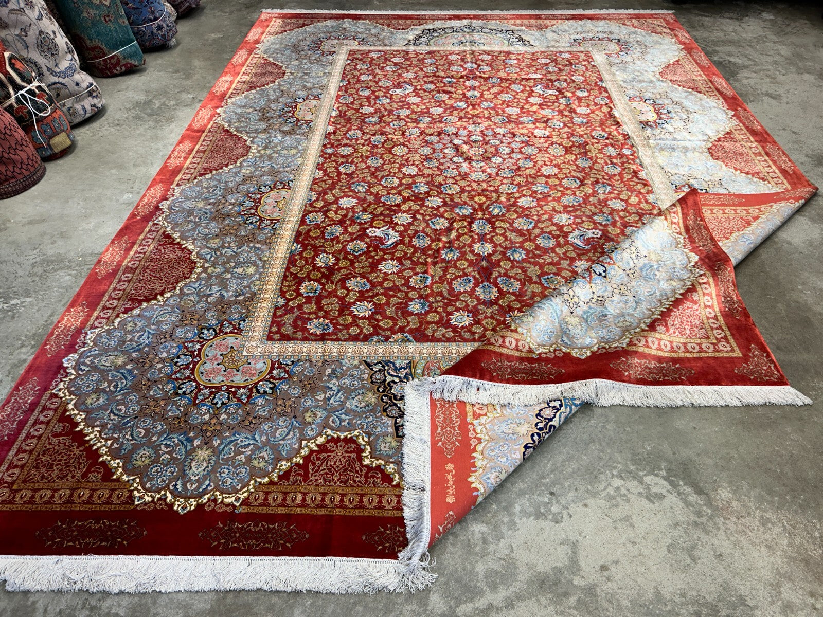 9'8"x13'6" Exquisite Signed Hand-Knotted 100% Silk Qume Rug