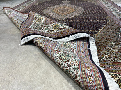 6'10"x10'5" Fine Hand-Knotted Wool & Silk Blend Tabrize Mahi Carpet - Area Rug