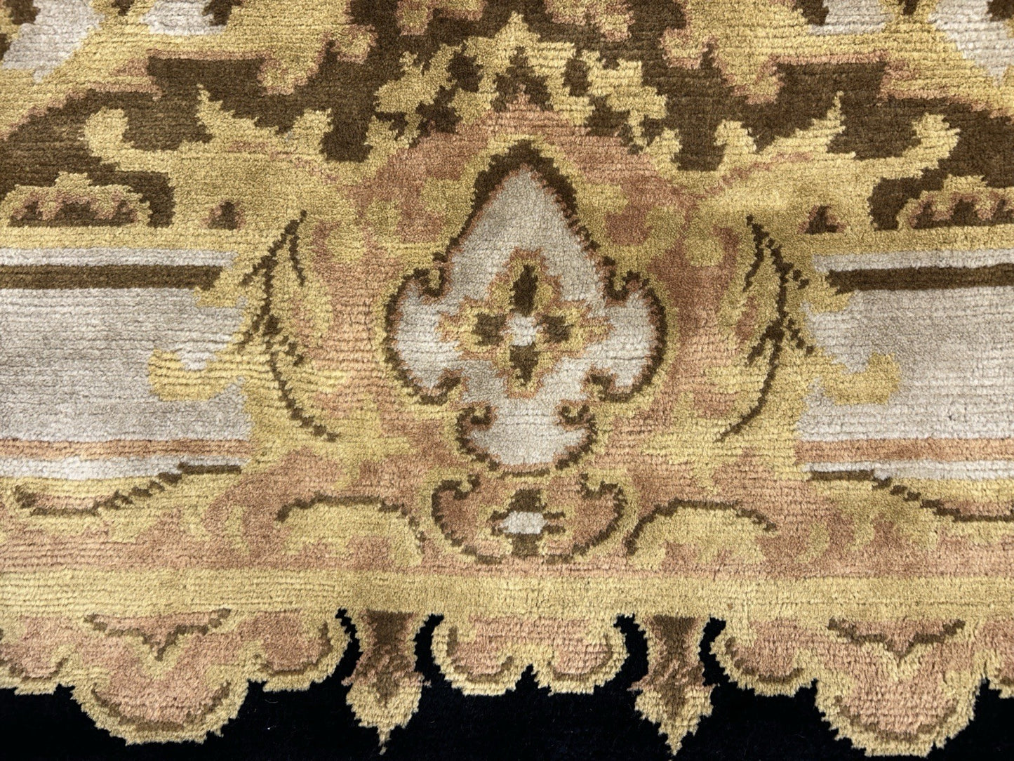 8’2”x10’1” Hand-Knotted 100% Wool Pile Oriental Area Rug - Carpet